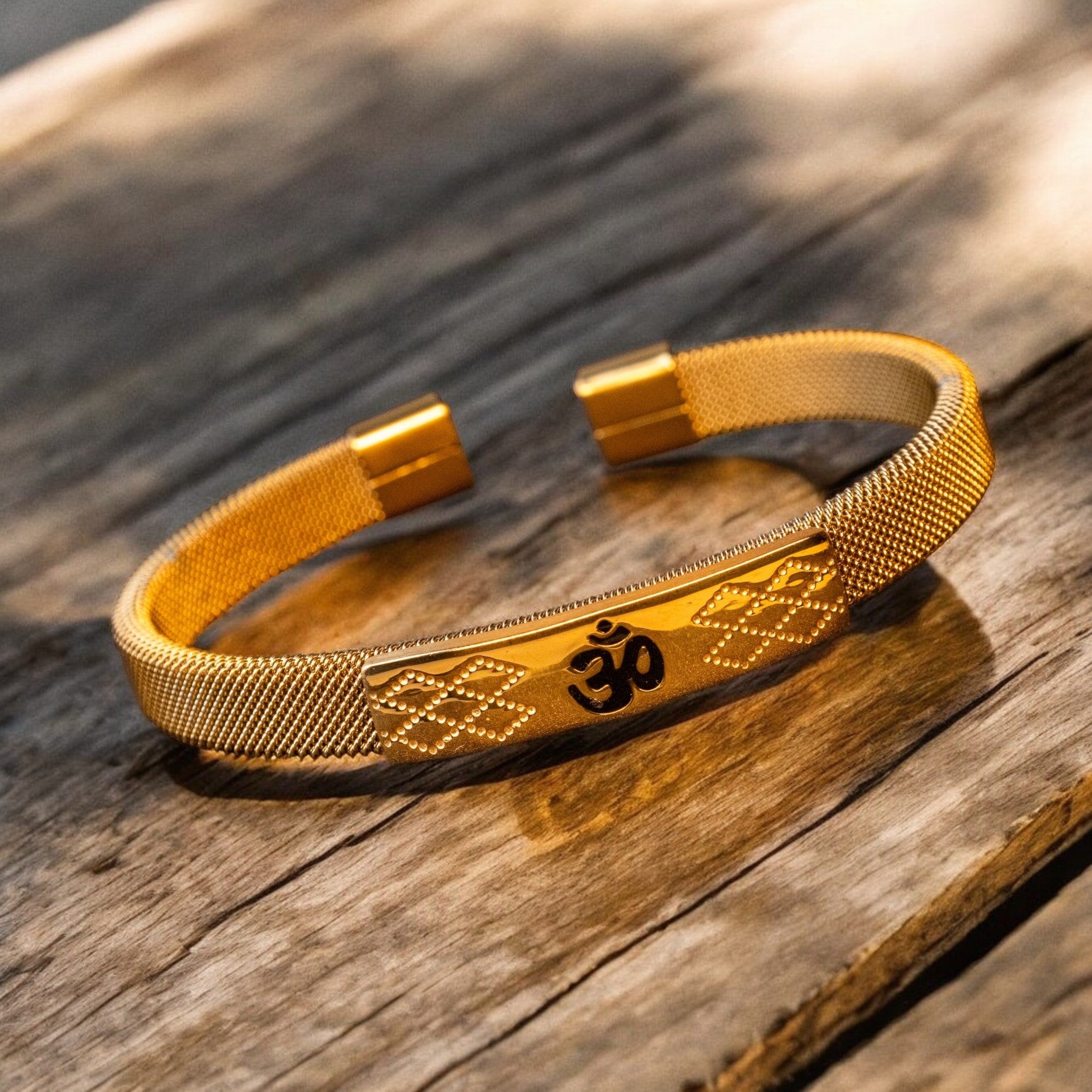 Om Kada Bracelet Premium (IGP Gold Plating)