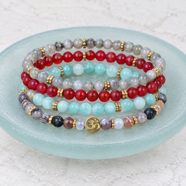 Soultheory Healthy 4 mm bracelet stack with Labradorite, Carnelian - close product detail