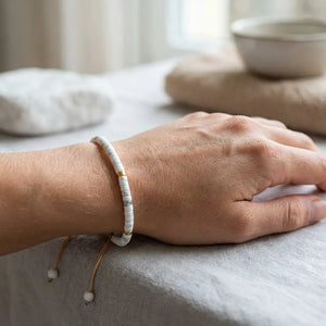 Howlite Natural Stone Bracelet – For Calmness, Healing, and Positive Energy