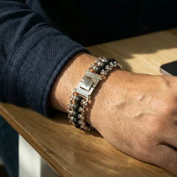 Karungali Modern Bracelet Silver Plated - Natural Ebony Wood — detail view