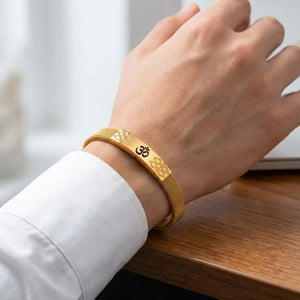 Om Kada Bracelet Premium (IGP Gold Plating) — detail view