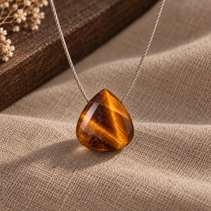 Tiger Eye fine cord necklace 04 macro